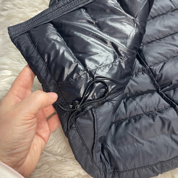 Patagonia Down 800 fill power Quilted Vest - Picture 9 of 16